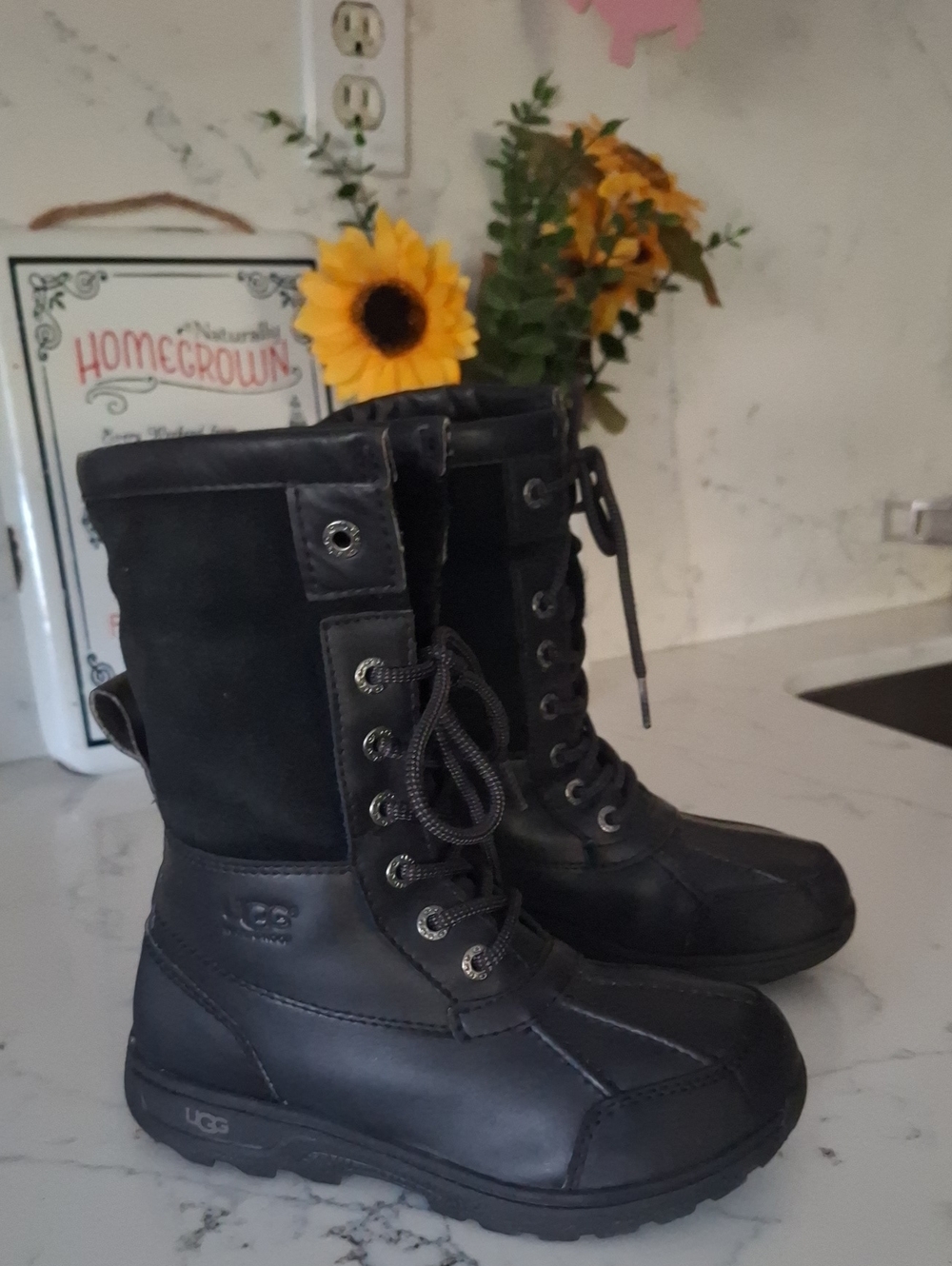 UGG Waterproof Kids Black Lace-Up Suede & Leather Winter Boots
